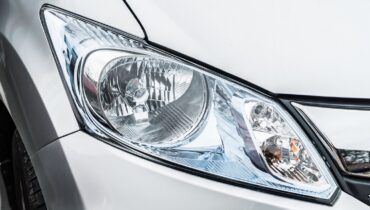 Nowoczesne oświetlenie samochodowe – jak wybrać najlepsze rozwiązanie?