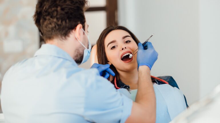 Kompleksowe leczenie stomatologiczne w nowoczesnej oprawie – poznaj Willa Dentika